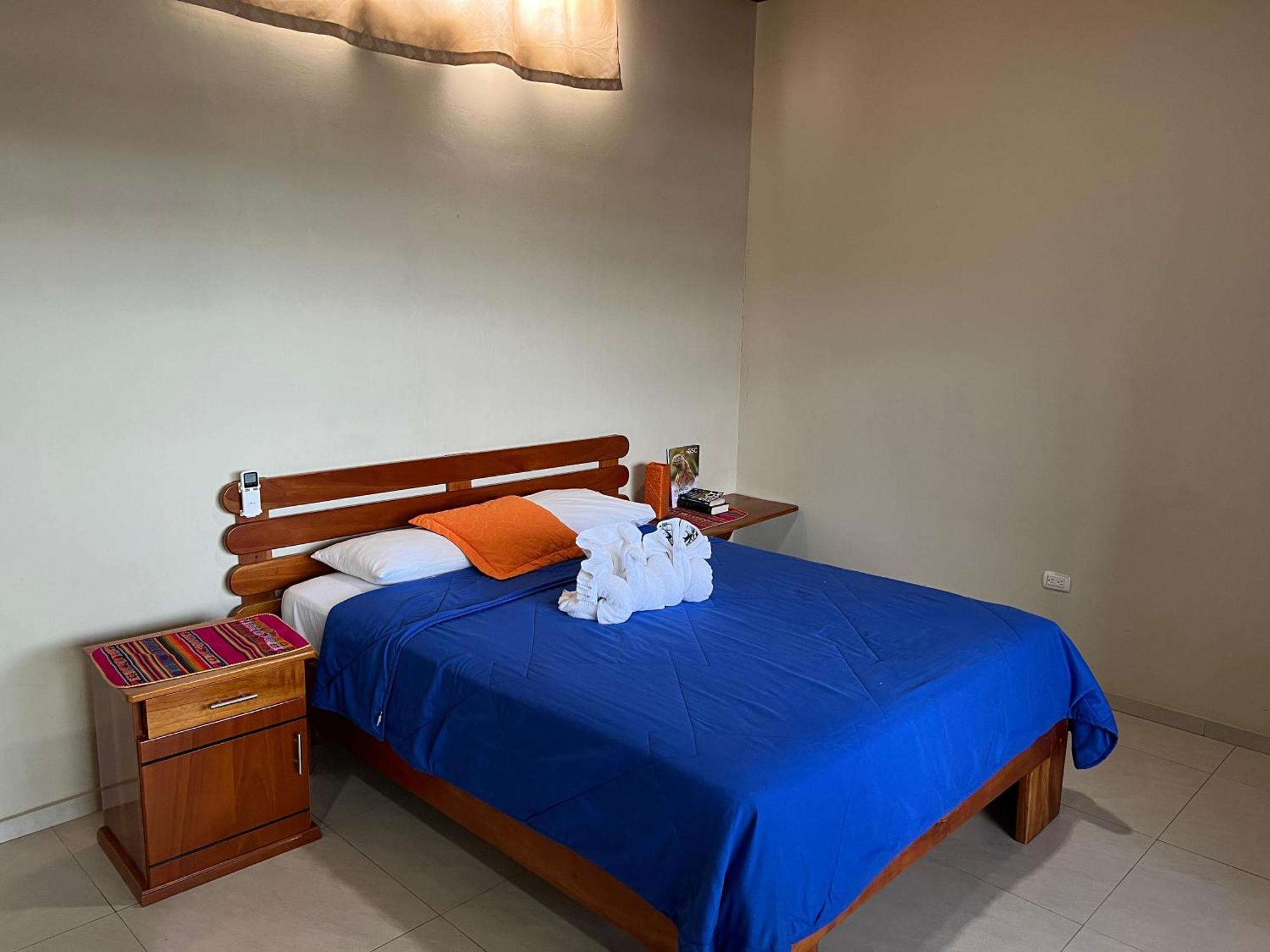 Hostal Cattleya Puerto Baquerizo Moreno Exterior foto