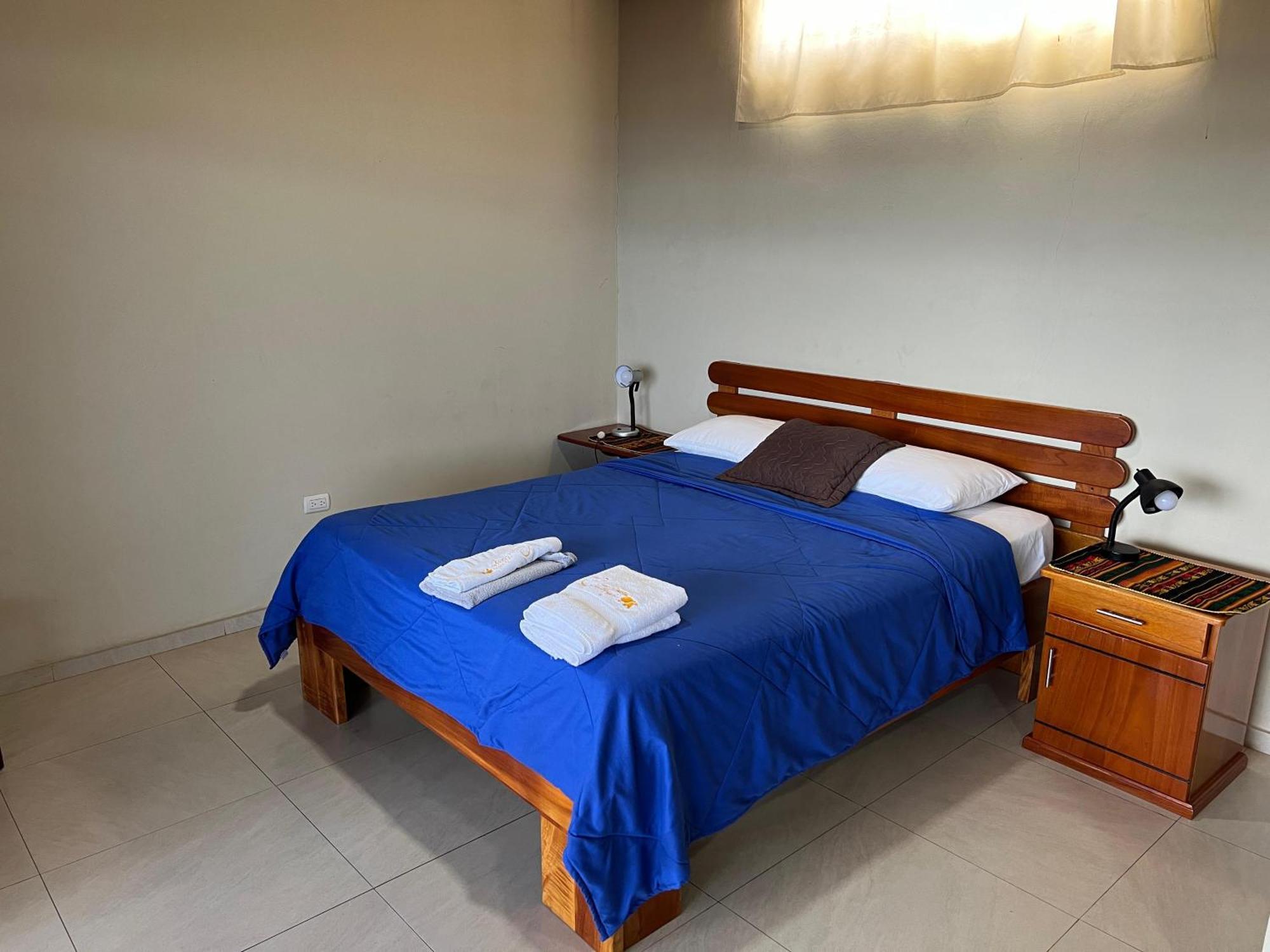 Hostal Cattleya Puerto Baquerizo Moreno Exterior foto